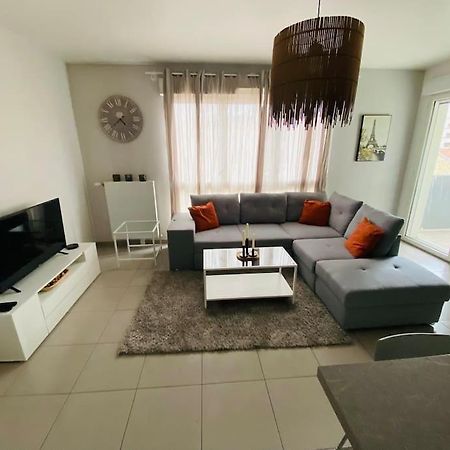 Grand Appt Proche Paris Parking Apartment Обервил Екстериор снимка