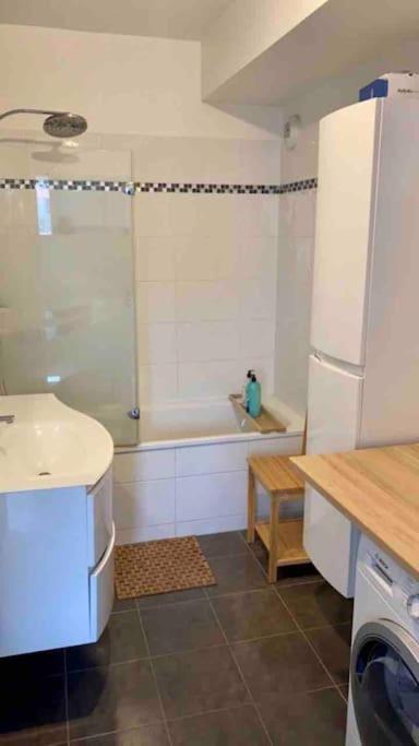 Grand Appt Proche Paris Parking Apartment Обервил Екстериор снимка